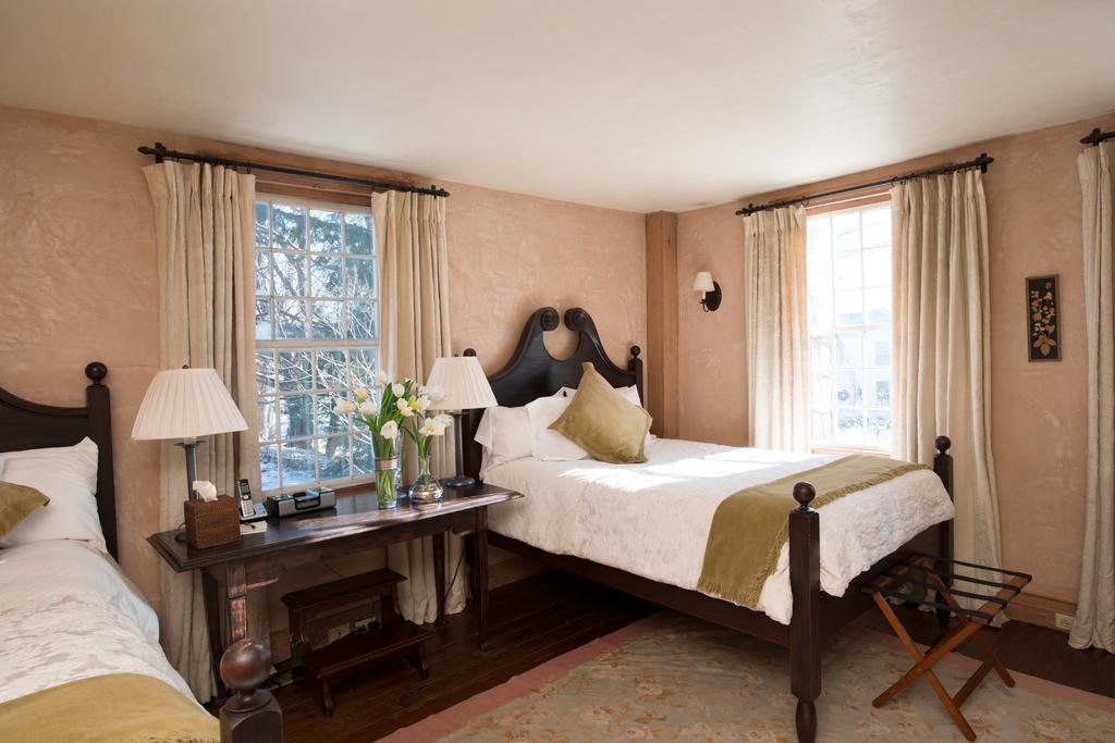 The Old Inn On The Green New Marlborough Номер фото