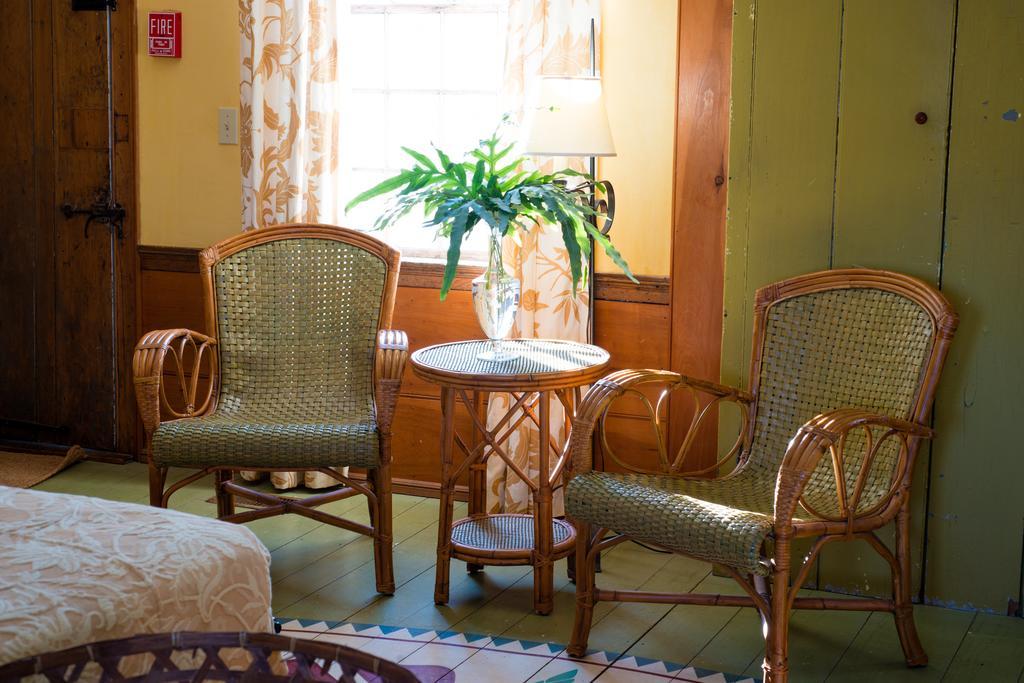 The Old Inn On The Green New Marlborough Номер фото