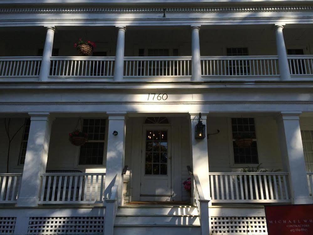 The Old Inn On The Green New Marlborough Экстерьер фото